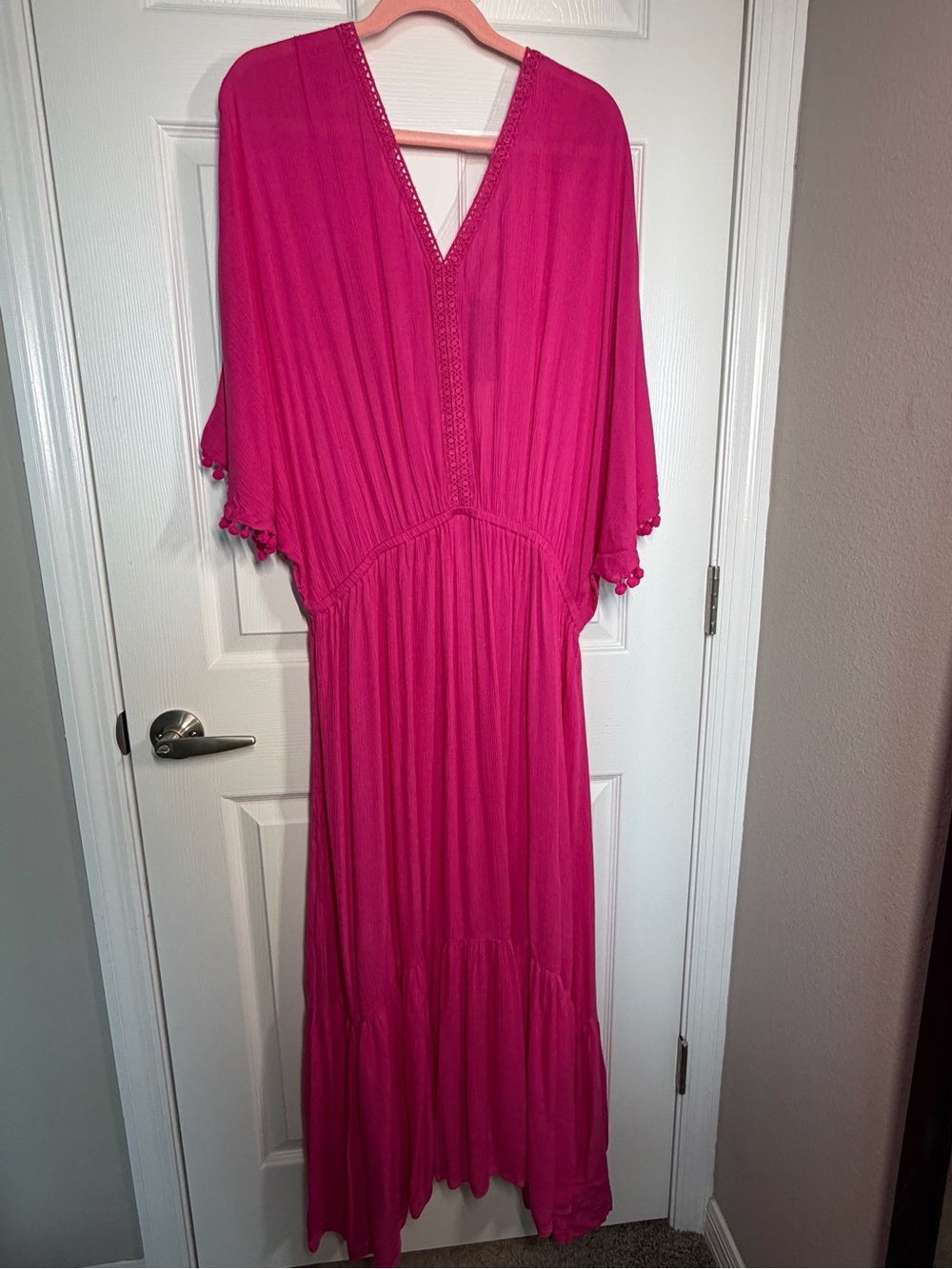 NWT! Women's Hot Pink V-Neck Bow-Tie Back Kaftan Maxi Dress